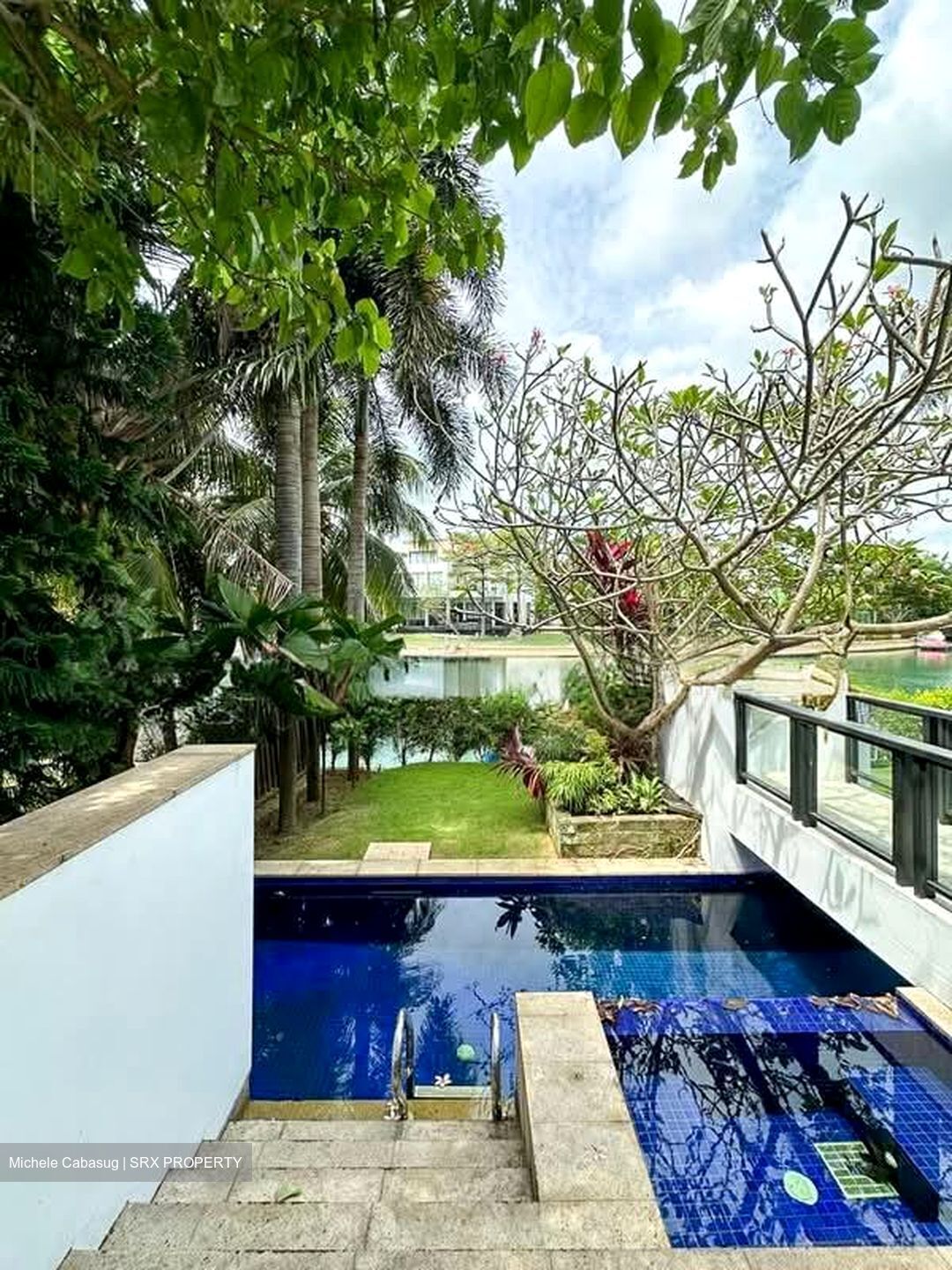 Ocean Drive (D4), Detached #558976921